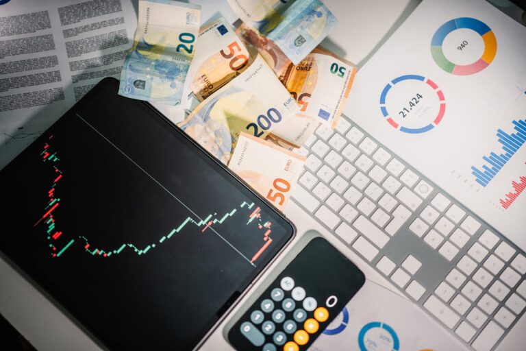 كيف تبني ذكاءك المالي في العالم الرقمي؟