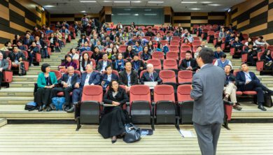 كيف تتحدث أمام الجمهور بطلاقة بدون تردد أو خوف 3 كيف تتحدث أمام الجمهور